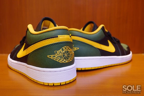 Air Jordan 1 Retro Low Sonics First Look