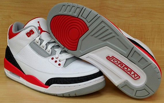 Air Jordan III Fire Red Yet Another Look