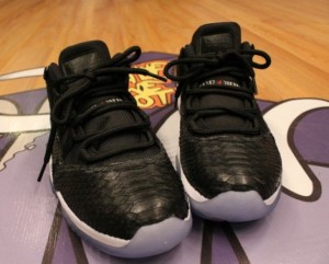 Nike Air Carnivores Roshe Run Speckle Black White Ws Air Max Liquid Gold