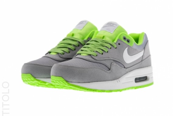 nike-air-max-1-premium-hypervenom-wolf-grey-white-flash-lime-3