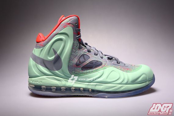 nike-air-max-hyperposite-christmas-release-date-info-1