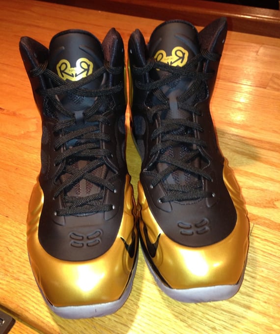 nike-air-max-hyperposite-gold-black-rajon-rondo-pe-new-images-3