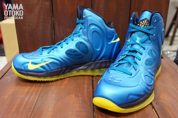 Nike Air Max Hyperposite Tropical Teal Sonic Yellow Detailed Look