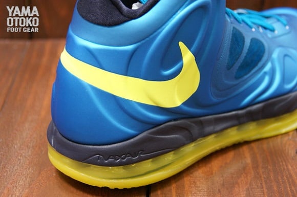 Nike Air Max Hyperposite Tropical Teal Sonic Yellow Detailed Look