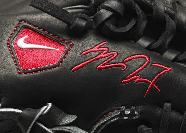 nike-baseball-player-edition-27-gloves-honor-matt-kemp-and-mike-trout-6