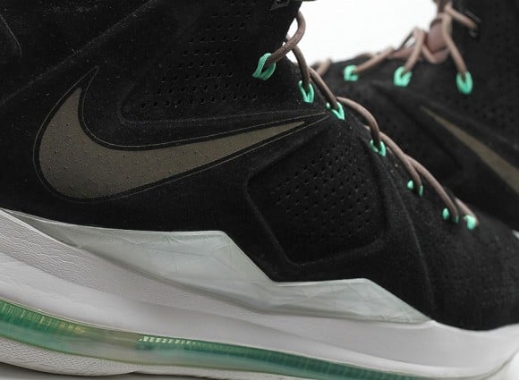 Nike LeBron X EXT “Black Suede” – Another Look
