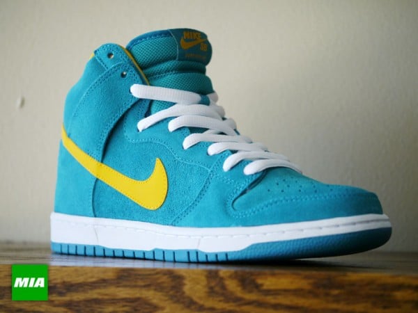 nike-sb-dunk-high-pro-tropical-teal-university-gold-3