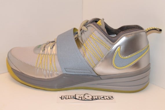 Nike Zoom Revis Oregon Ducks PE Set on eBay