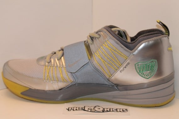 Nike Zoom Revis Oregon Ducks PE Set on eBay