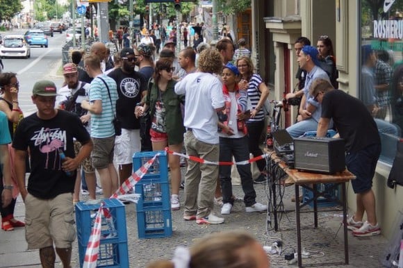 Stash Paints Live At Overkills Reebok Classic Leather City Series Release