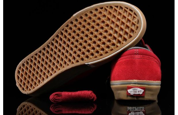 vans-era-pro-rio-red-gum-3