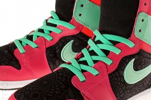 Nike Air Jordan 1 High Atomic Red Green Glow Now Available