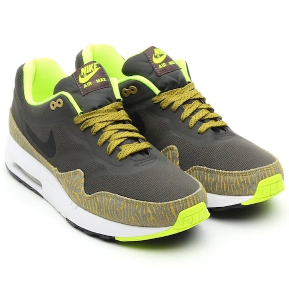 Nike Air Max 1 Tape Black Parachute Gold New Release