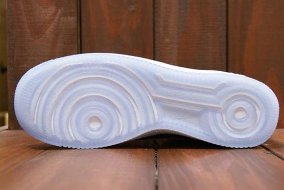 Nike-Lunar-Force-1-High-NYC-Another-Look-03