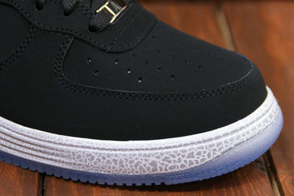 Nike-Lunar-Force-1-High-NYC-Another-Look-04
