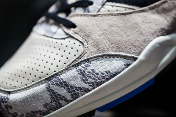 adidas-Originals-Fall-2013-Tech-Super-Pack-02