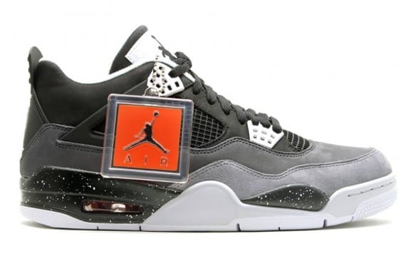 Air Jordan Retro IV Fear Yet Another Detailed Look