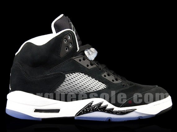 when does the oreo jordans come out