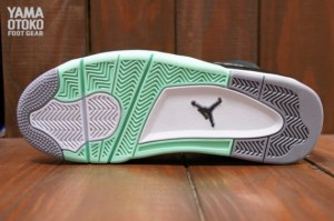 Nike Air Jordan Glow In The Dark Black And Gold Jordans