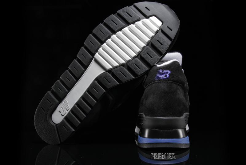 new-balance-996-black-blue-3