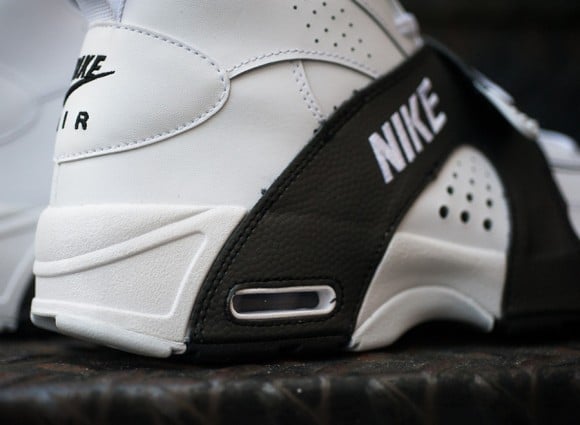 Nike Air Veer White Black
