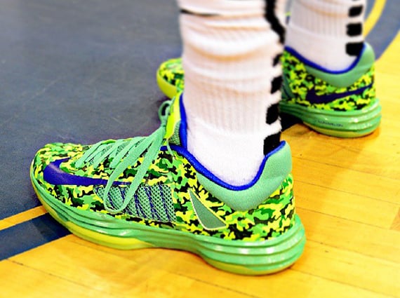 nike-hyperdunk-2012-low-chill-camo-kyrie-irving-pe