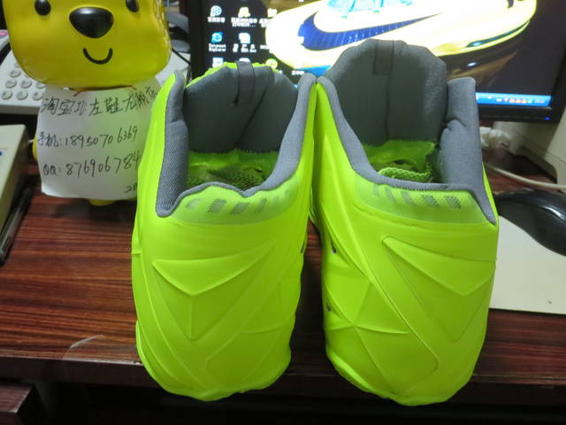 nike-lebron-xi-11-volt-2