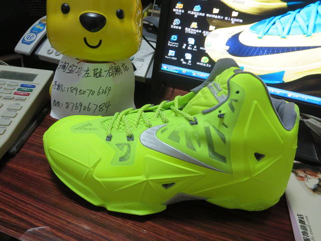 nike-lebron-xi-11-volt-5