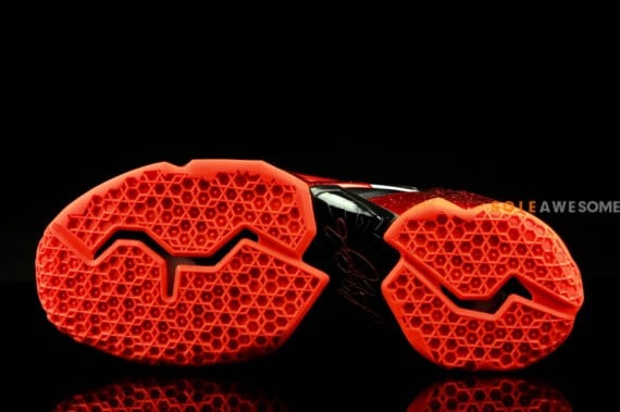 Nike LeBron XI Heat Yet Another Look