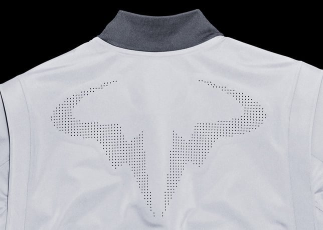 nike-tennis-introduces-reflective-vapor-flash-footwear-and-jackets-5