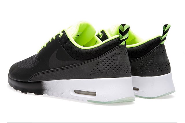 Nike WMNS Air Max Thea Woven QS ‘Black/Volt-White’