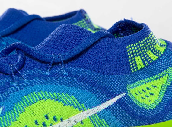 nike-wmns-free-flyknit-game-royal-white-blue-glow-electric-green-6