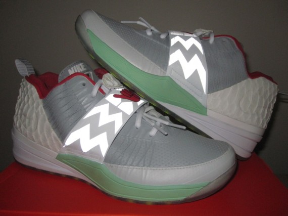 Nike Zoom Revis Shaka Neezy Customs by Brian Villaneuva 