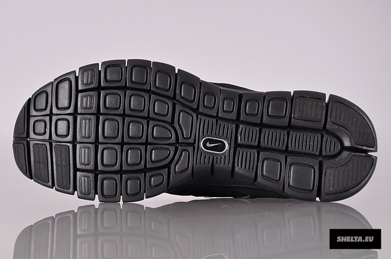nikesportswear-free-run-2-black-black-8