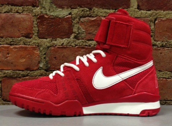 release-reminder-nike-air-shark-trainer-gym-red-sail-gym-red-gym-red-2