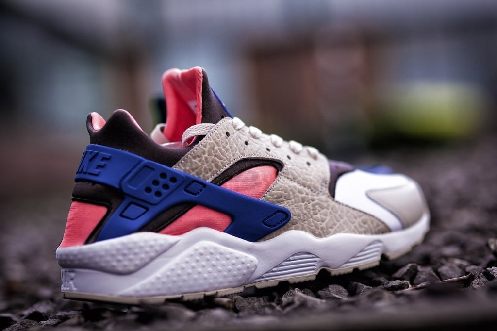 grey blue and pink huaraches