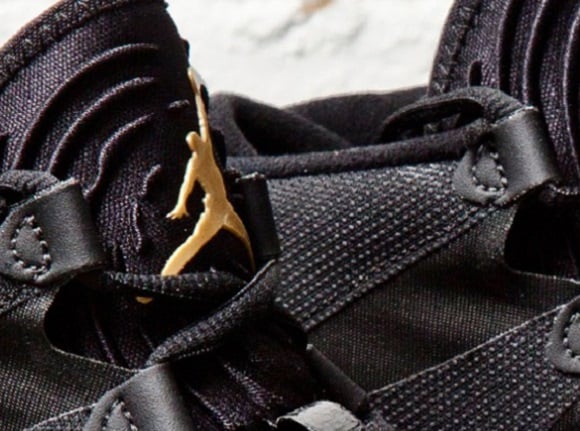 Air Jordan XX8 Lite “Black/Metallic Gold” – First Look