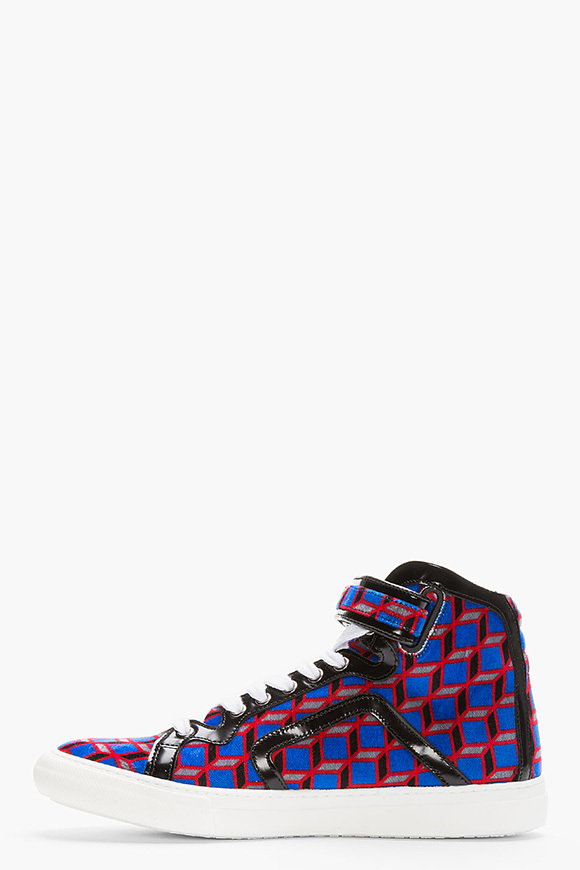 Blue Velvet Cube HTS