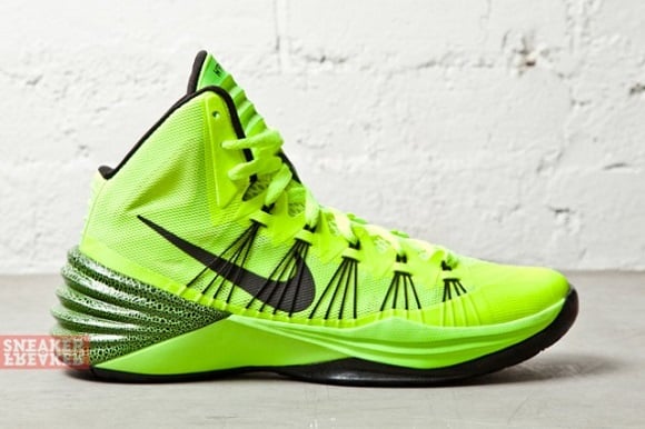 hyperdunk 2013 yellow