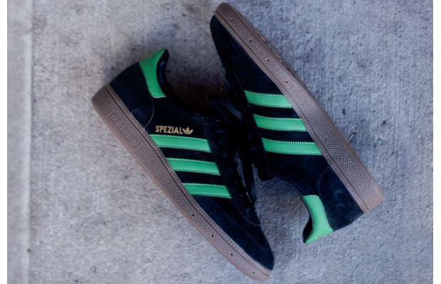 adidas-originals-spezial-black-green-2