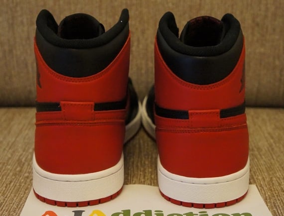  Air Jordan 1 Retro High OG Bred Available Early on eBay