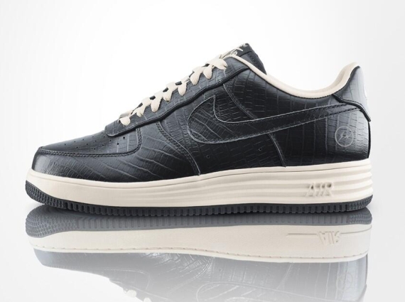 Fragment Design x Nike Lunar Force 1Releasing at 21 Mercer