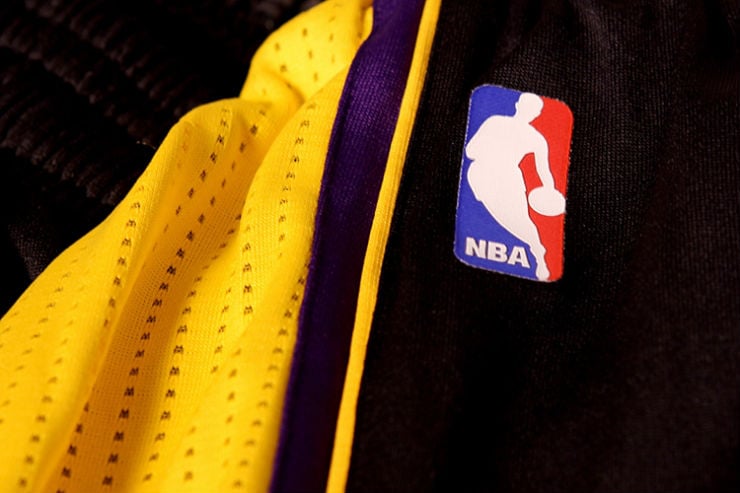 los-angeles-lakers-unveil-new-hollywood-night-black-alternate-uniforms-9