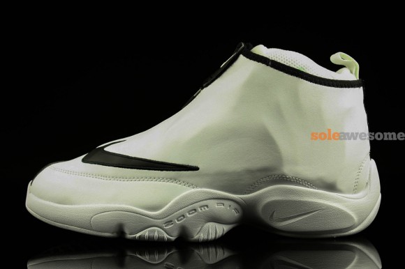 nike-air-zoom-flight-the-glove-white-black-new-images-2