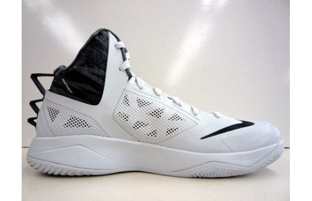 nike-hyperfuse-2013-white-black-2