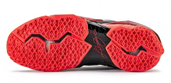 Nike LeBron 11 Black Red Release Date