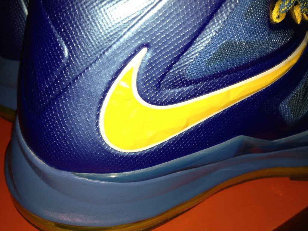 nike-lebron-x-10-swin-cash-away-pe-6