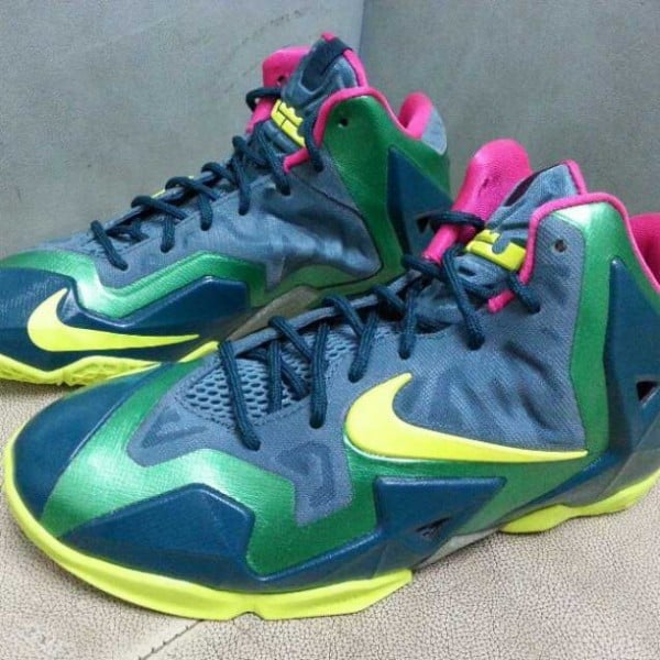 nike-lebron-xi-11-gs-blue-green-volt-new-images-1