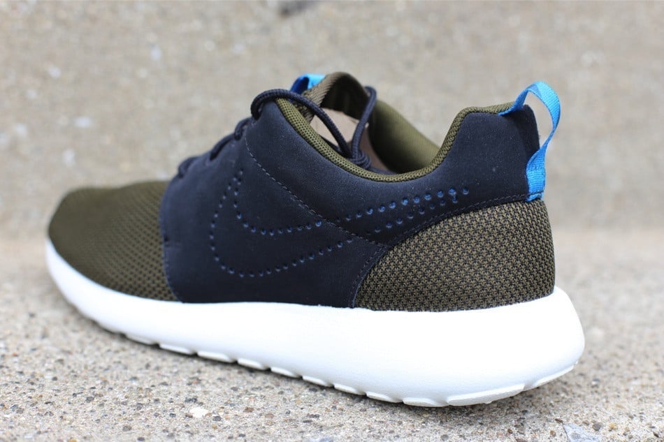 Nike Roshe Run ‘Dark Loden/Black-Medium Turquoise’