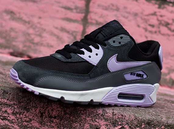 nike wmns air max 90 essential